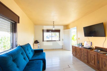 Casa à venda com 3 quartos, 140m² em Rio Branco, Canoas