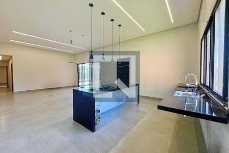 Casa à venda com 3 quartos, 250m² em Jardim Rosaura, Jundiaí