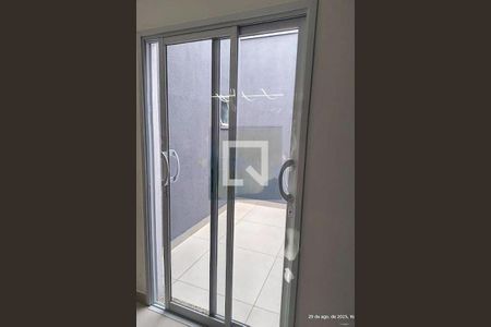 Casa à venda com 2 quartos, 75m² em Jardim Marambaia II, Jundiaí