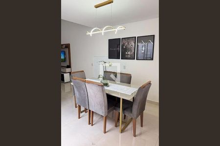 Casa à venda com 2 quartos, 75m² em Jardim Marambaia II, Jundiaí