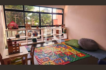 Apartamento à venda com 3 quartos, 130m² em Jardim das Laranjeiras, São Paulo