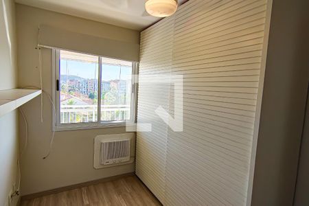 quarto 1 de apartamento à venda com 3 quartos, 126m² em Taquara, Rio de Janeiro