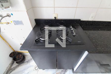 Cozinha de apartamento para alugar com 2 quartos, 40m² em Cosmos, Rio de Janeiro
