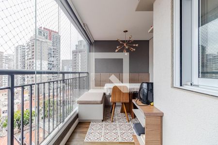 Varanda de apartamento à venda com 3 quartos, 68m² em Vila Anglo Brasileira, São Paulo