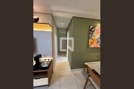 Corredor de apartamento à venda com 3 quartos, 82m² em Recreio dos Bandeirantes, Rio de Janeiro