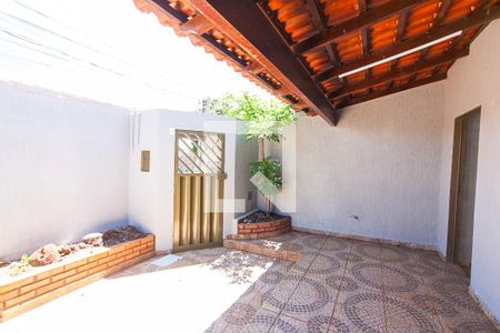 Jardim de casa para alugar com 4 quartos, 187m² em Planalto, Uberlândia