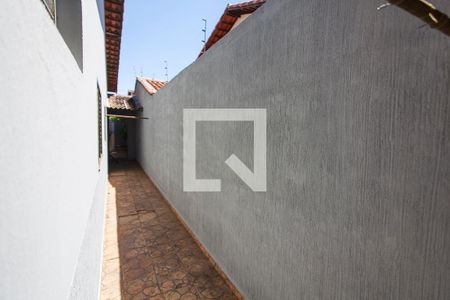 Quintal de casa para alugar com 4 quartos, 187m² em Planalto, Uberlândia
