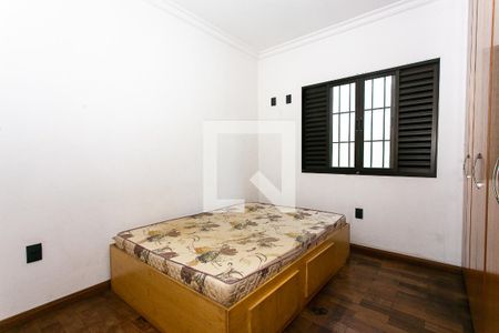 Quarto 2 de casa à venda com 3 quartos, 127m² em Vila Carrão, São Paulo