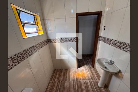 Banheiro de casa à venda com 2 quartos, 90m² em Santa Teresa, São Leopoldo