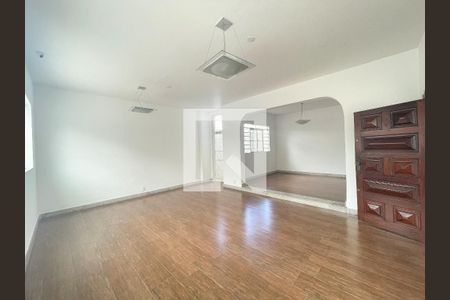 Sala 1 de casa à venda com 3 quartos, 275m² em Santa Amelia, Belo Horizonte