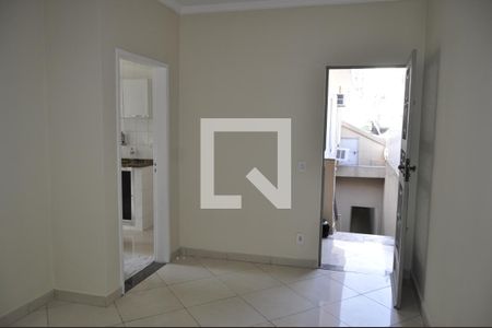 Sala de apartamento para alugar com 1 quarto, 35m² em Lins de Vasconcelos, Rio de Janeiro