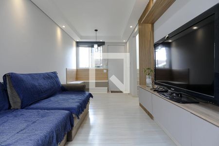 Sala de casa de condomínio para alugar com 2 quartos, 64m² em Conjunto Residencial Nova Bertioga, Mogi das Cruzes