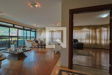 Sala de apartamento à venda com 4 quartos, 330m² em Serra, Belo Horizonte