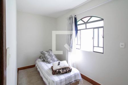 Quarto 2 de casa à venda com 5 quartos, 360m² em Lindeia (barreiro, Contagem