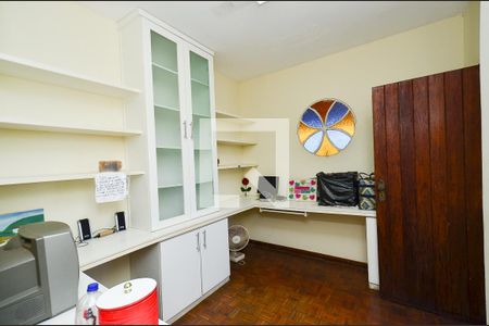 Quarto 1 de apartamento para alugar com 3 quartos, 175m² em Colégio Batista, Belo Horizonte