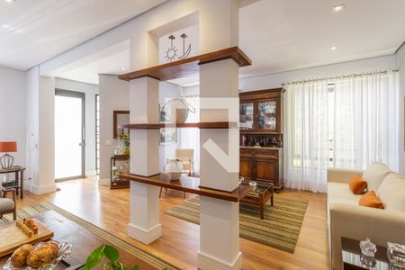 Sala de casa à venda com 4 quartos, 390m² em Planalto Paulista, São Paulo