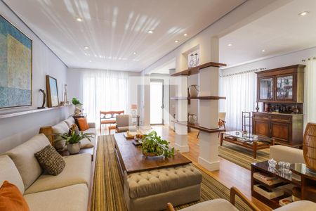 Sala de casa à venda com 4 quartos, 390m² em Planalto Paulista, São Paulo