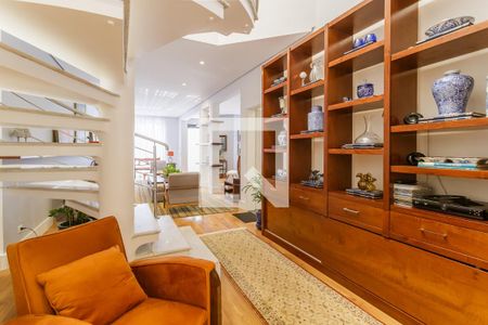 Sala de casa à venda com 4 quartos, 390m² em Planalto Paulista, São Paulo