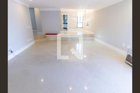 Sala de apartamento para alugar com 3 quartos, 201m² em Vila Gomes Cardim, São Paulo