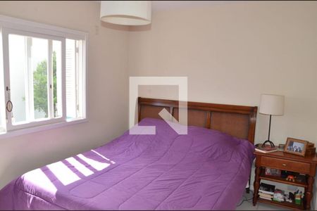 Quarto 1 de casa de condomínio para alugar com 2 quartos, 99m² em Tristeza, Porto Alegre