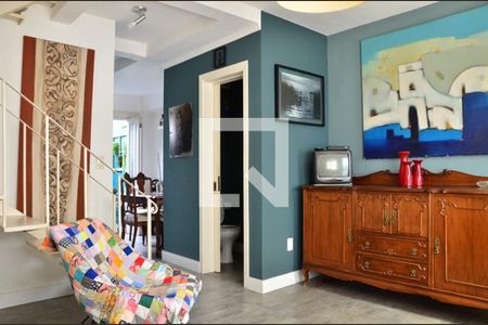 Sala 1 de casa de condomínio para alugar com 2 quartos, 99m² em Tristeza, Porto Alegre