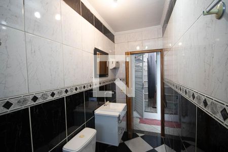 Banheiro de casa para alugar com 2 quartos, 120m² em Vila Medeiros, São Paulo