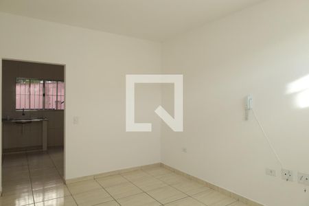 Sala de casa de condomínio para alugar com 2 quartos, 72m² em Itaquera, São Paulo