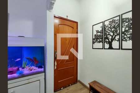 Entrada de apartamento à venda com 2 quartos, 93m² em Grajaú, Rio de Janeiro