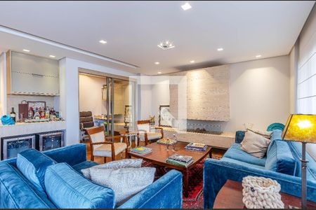 Sala de casa de condomínio à venda com 3 quartos, 190m² em Itaim Bibi, São Paulo