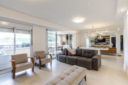 Apartamento à venda com 3 quartos, 153m² em Vila Romana, São Paulo