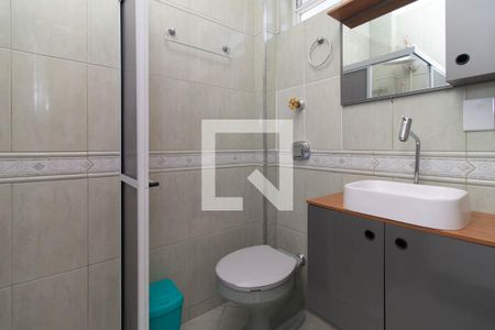 Banheiro Social de apartamento para alugar com 1 quarto, 22m² em Centro Histórico, Porto Alegre