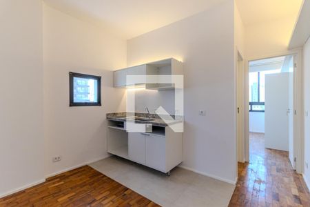 Sala/Cozinha de apartamento para alugar com 1 quarto, 40m² em República, São Paulo