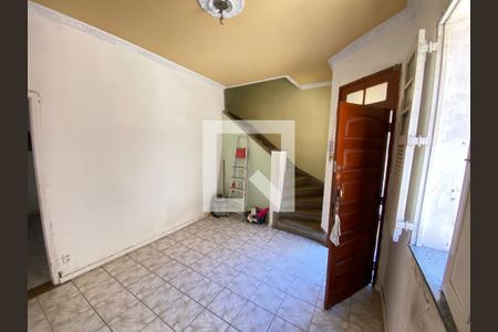 Sala de casa para alugar com 2 quartos, 70m² em Lins de Vasconcelos, Rio de Janeiro