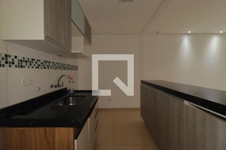 Cozinha de apartamento à venda com 2 quartos, 50m² em Jardim Ocara, Santo André