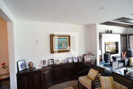 Sala de apartamento para alugar com 3 quartos, 350m² em Barra da Tijuca, Rio de Janeiro