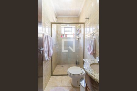 Banheiro Suíte 1 de casa para alugar com 3 quartos, 118m² em Vila Granada, São Paulo