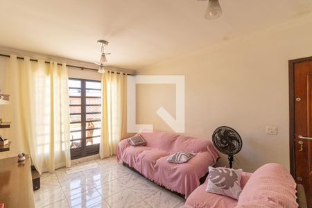 Sala de casa para alugar com 3 quartos, 118m² em Vila Granada, São Paulo