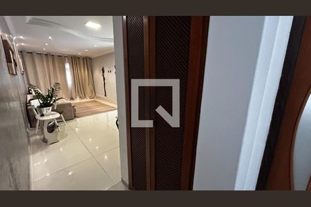 Foto 05 de casa à venda com 3 quartos, 150m² em Cidade São Francisco, São Paulo