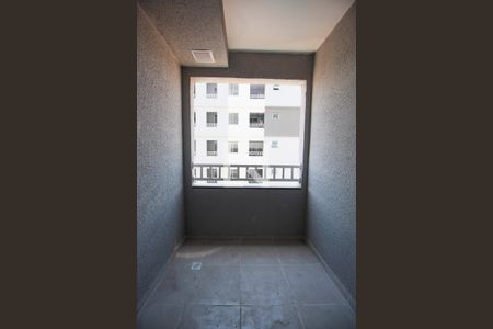 Varanda da Sala/Cozinha de apartamento para alugar com 2 quartos, 36m² em Vila Plana, São Paulo