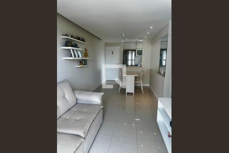 Sala de apartamento para alugar com 2 quartos, 50m² em Campinho, Rio de Janeiro