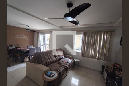 Sala de casa de condomínio para alugar com 4 quartos, 166m² em Freguesia (jacarepaguá), Rio de Janeiro