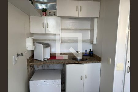 Cozinha de apartamento à venda com 3 quartos, 100m² em Cerqueira César, São Paulo