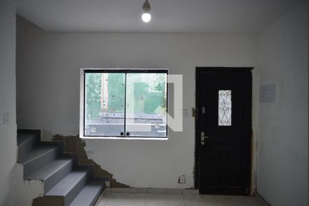 Sala de casa para alugar com 2 quartos, 100m² em Vila Assunção, Santo André