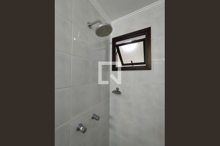 Chuveiro de apartamento para alugar com 3 quartos, 124m² em Vila Gumercindo, São Paulo