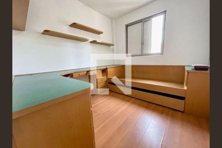 Apartamento à venda com 3 quartos, 89m² em Moema, São Paulo
