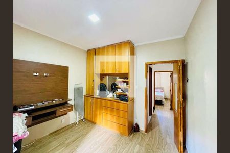 Casa à venda com 2 quartos, 160m² em Vila Mariana, São Paulo