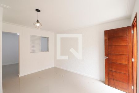 Sala 2 de casa à venda com 3 quartos, 120m² em Parque Peruche, São Paulo