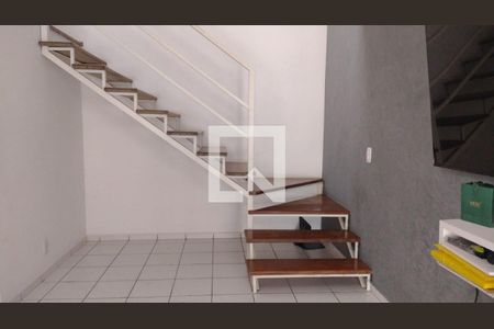 Sala de casa de condomínio para alugar com 2 quartos, 120m² em Jardim Morumbi (Nova Veneza), Sumaré