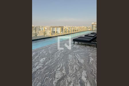 Piscina de apartamento à venda com 1 quarto, 30m² em Indianópolis, São Paulo