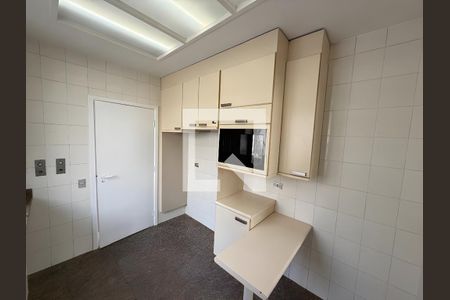 Cozinha de apartamento para alugar com 3 quartos, 440m² em Brooklin, São Paulo